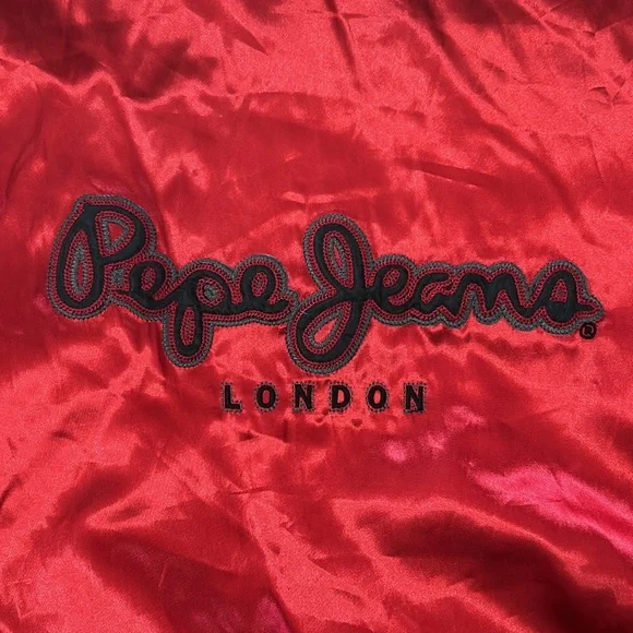 Vintage 1990s Reversible Pepe Jeans Jacket Size M. Red, White & Charcoal Gray. - Picture 16 of 16